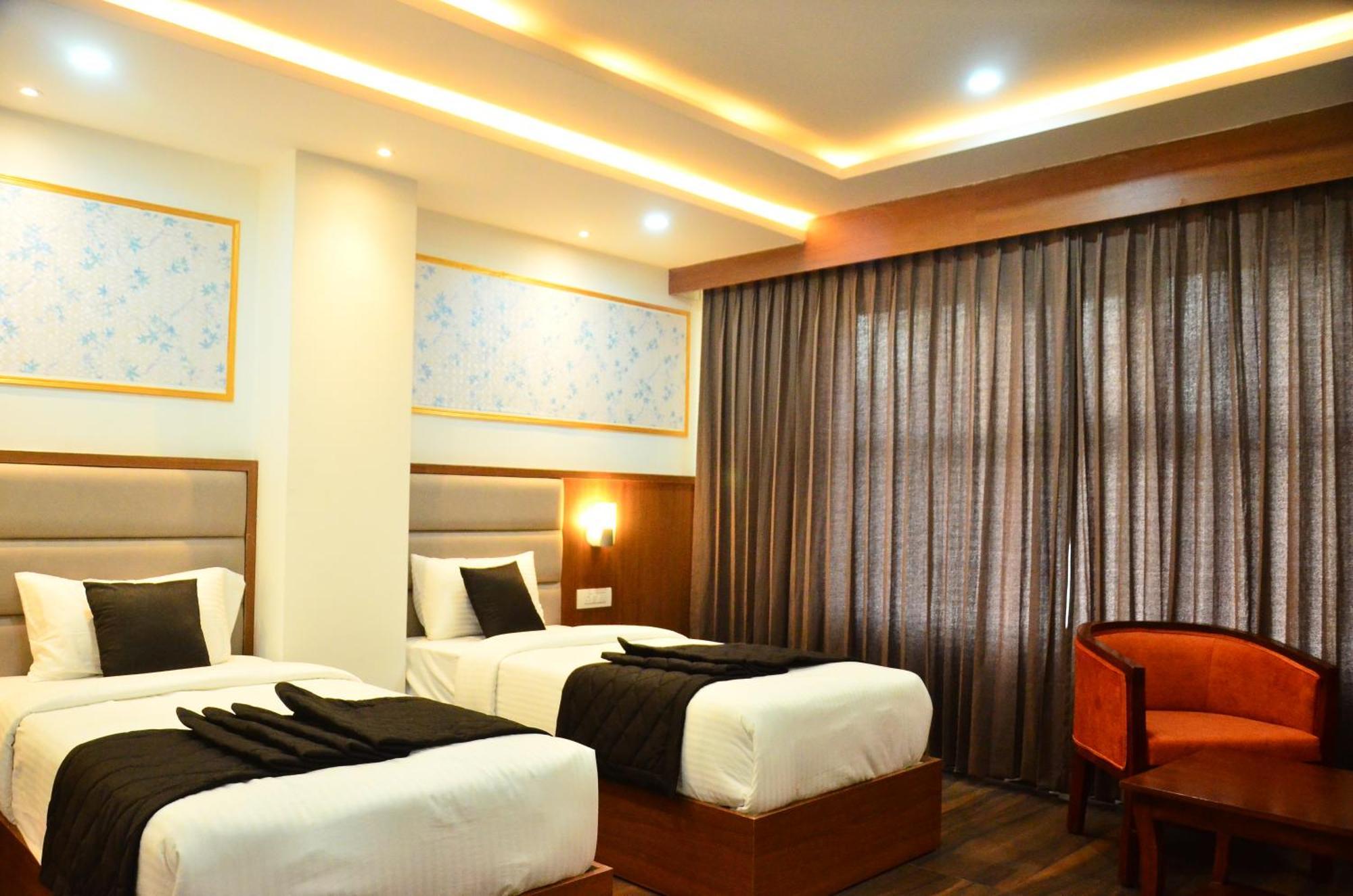 Hotel Eyrie Nest Bangalore Eksteriør billede